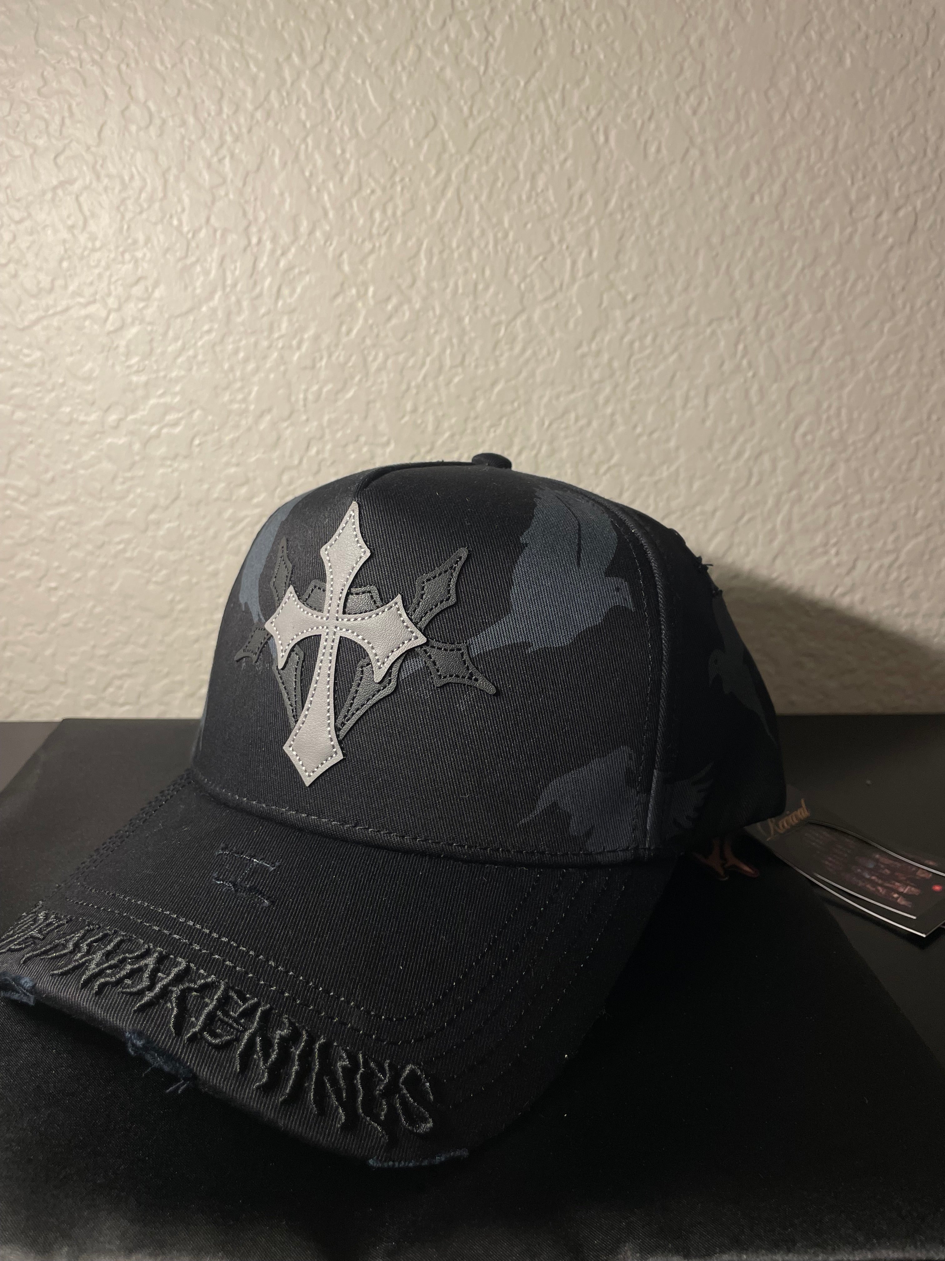 "Holy Ghost" de la marca Rude Awakenings.